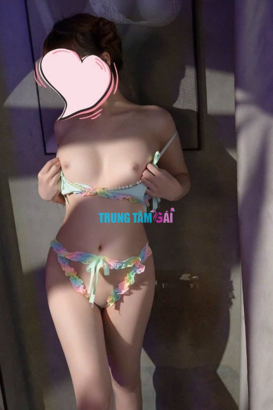 1351682.jpg