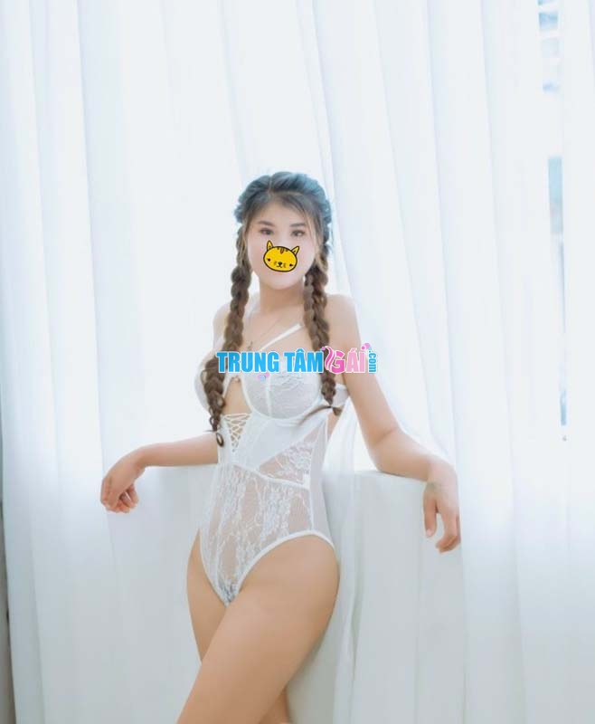 67148