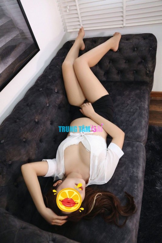 re-up-le-han-sexy-ngon-tuyet-dam-nu-chieu-khach-2725269-original.jpg