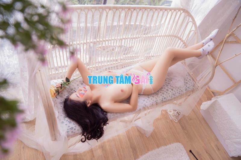 reup-gai-xinh-ngoc-ha-body-sexy-nguc-to-mong-bu-2256997-original.jpg