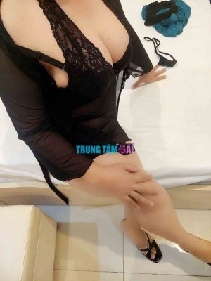 review-of-le-tinh-xa-for-bao-nhi-sexy-dam-chuan-lam-tinh-bao-phe-2968323-original.jpg