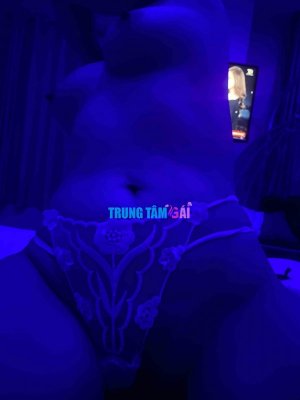 review-of-checker-nhanhh-raa-for-massage-fuck-thao-saka-sieu-pham-ngot-ngao-bat-tan-3160573-or...jpg