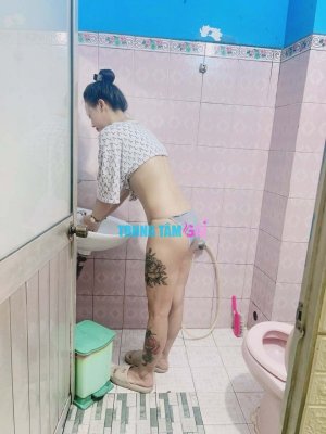 review-of-ly-yeusinh-for-re-up-nguyet-linh-lam-tinh-full-phe-ngon-xinh-chuan-gia-2976762-origi...jpg