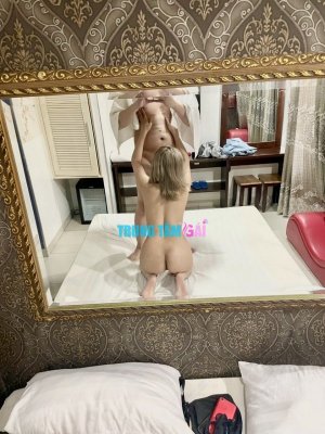 156798_1.jpg